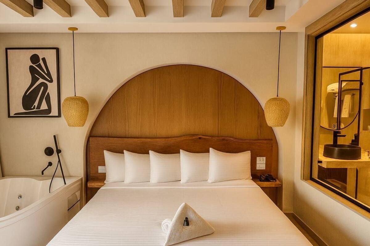Minibar, bureau, rideaux occultants, chambres insonorisées