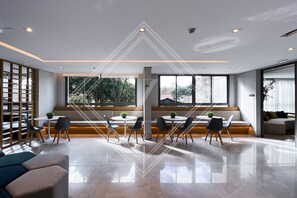 Eenvoudige studio | Dineren