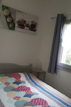 3 bedrooms, iron/ironing board - 6-person air-conditioned cottage  (Argelès-sur-Mer)