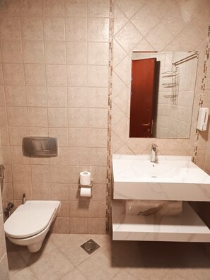 Unclassified image, 5 of 53, button - Lux Marina-View 2 Bedroom Unit, Walking Distance to JBR Beach, Metro & Tram. (Dubai)