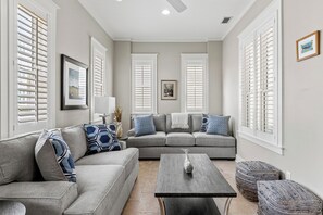 Smart TV - Private Beach, Large Pool, 30A Vacation Rental (Inlet Beach)