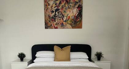 1 Bed Garden Retreat in the Heart of London