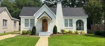 Enjoy this elegant artdeco home centrally-located in the heart of Tupelo.