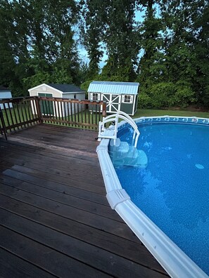 Pool - Charming 3-bedroom house with WiFi, AC in awesome Rocky Mount (Rocky Mount)