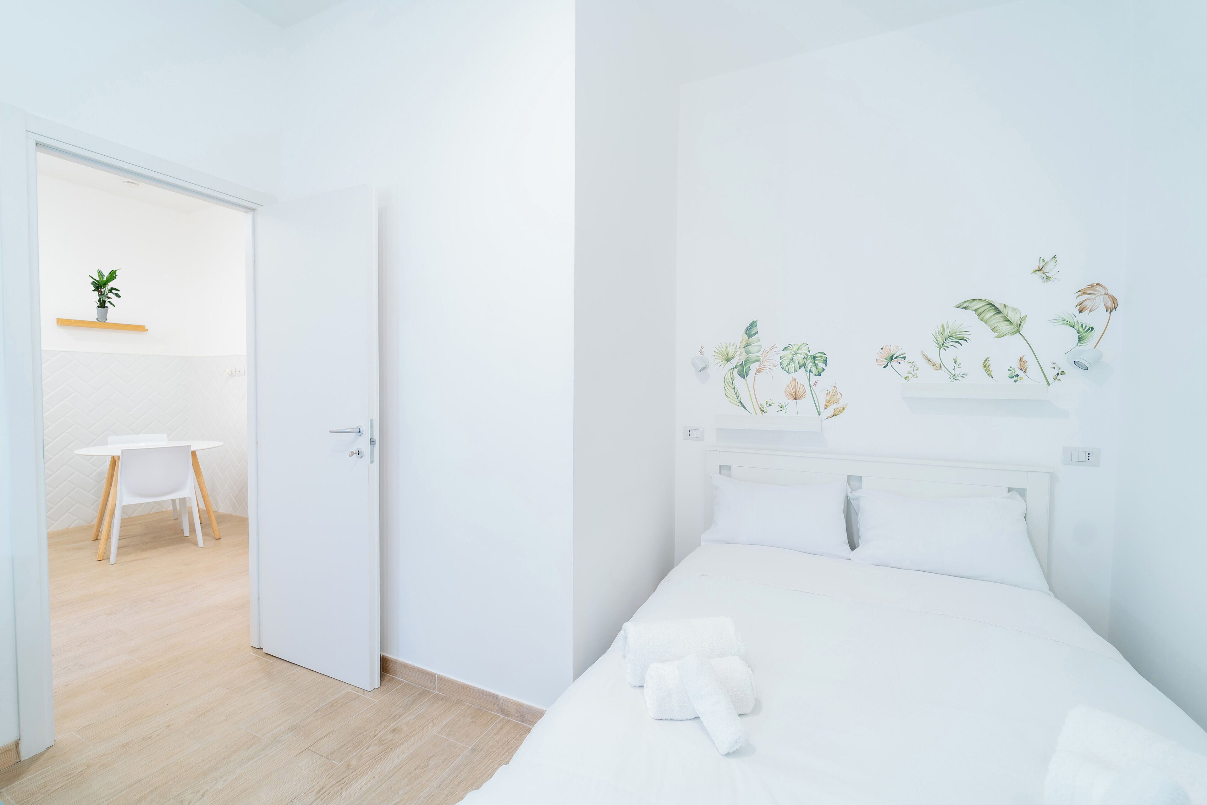 1 Schlafzimmer, Schreibtisch, WLAN, Bettwäsche