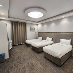 Soundproofing, iron/ironing board, free WiFi, bed sheets - Al Rayhan Suites (Madinah)