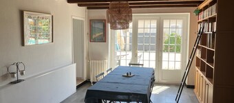 15 minutes from the beach, village house with garden and swimming pool