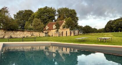 LES MAISONS SUR LA COLLINE
