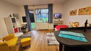 1 Schlafzimmer, Schreibtisch, Bügeleisen/Bügelbrett, WLAN