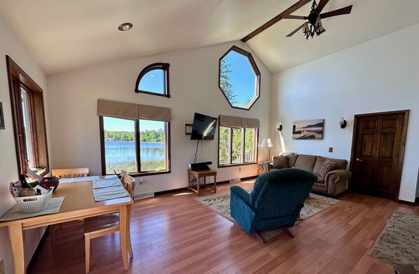 TV - UP Lake Home with access to 3 lakes - fish, swim, relax! (Vulcan)