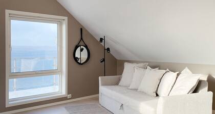 Fjord View Apartment - 20 min Drive to Pulpit Rock
