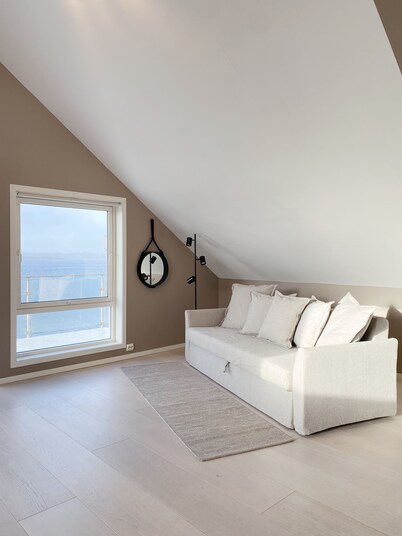 Fjord View Apartment - 20 min Drive to Pulpit Rock