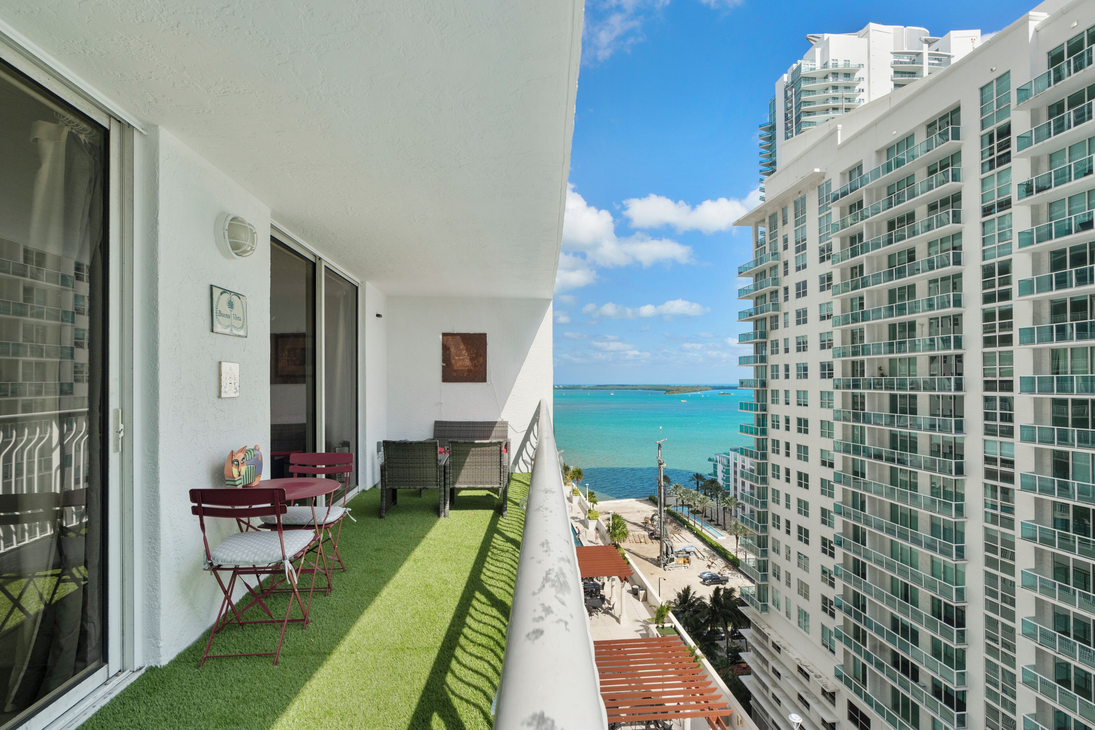 Comfort Condo, 1 Bedroom, City View | Balkoni