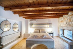 3 chambres, fer et planche à repasser, Wi-Fi, literie fournie