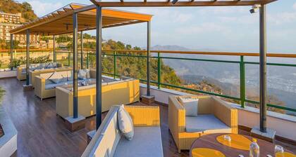 Bloom Boutique - Rishikesh Hills