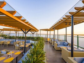 Teras rooftop