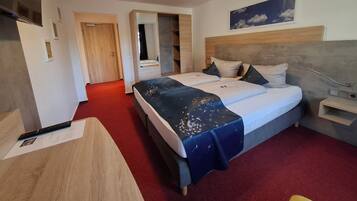 Basic Double Room | Desk, laptop workspace, free WiFi, bed sheets