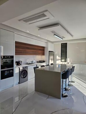 Family Apartment, City View | Living area - Lux House in Archi Tbilisi (Tbilisi)