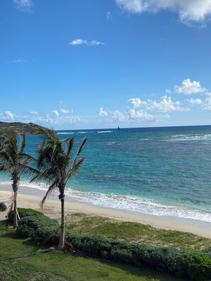 Am Strand, Liegestühle, Strandtücher