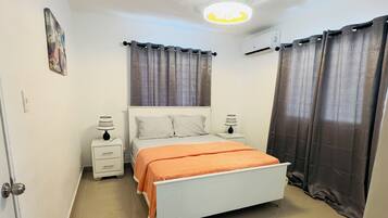 3 habitaciones, tabla de planchar con plancha y wifi