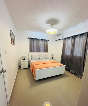 3 bedrooms, iron/ironing board, WiFi