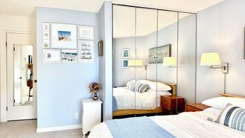 2 habitaciones, escritorio, tabla de planchar con plancha y wifi gratis