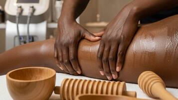 Masajes con piedras calientes, masajes de tejido profundo