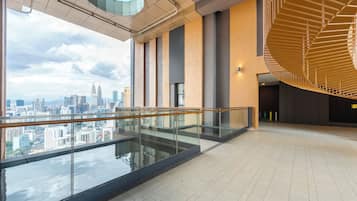 ์๋ฐ ์์ค ์ ๋ฉด