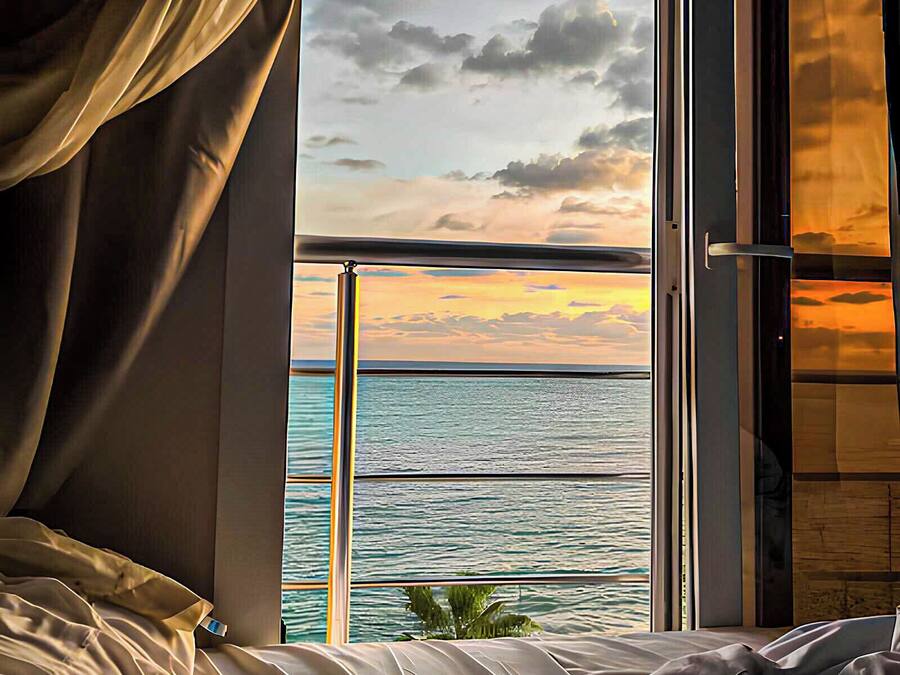 3 bedrooms, iron/ironing board