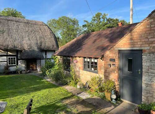 An Original Bakehouse located in the grounds of a 18th century thatched cottage