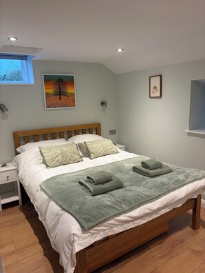 1 camera, Wi-Fi gratuito, lenzuola