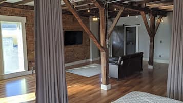 1 chambre, fer et planche Ă repasser, Wi-Fi, draps fournis