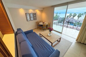 42-tommu LED-sjónvarp með kapalrásum