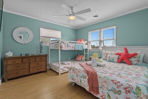 4 多间卧室、熨斗/熨衣板、旅行婴儿床、免费 WiFi