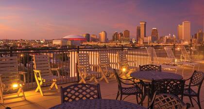 Super Bowl Week Charming hotel suite with WiFi in New Orleans Garden district