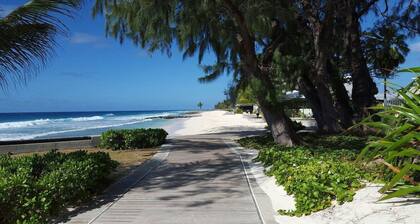 Spacious 3-bedroom apartment within a beautiful oasis along the South Coast.