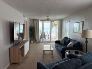 Smart TV, DVD player, books