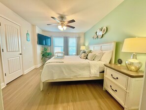 3 bedrooms, desk, free WiFi, bed sheets - Winter monthly rate 3000 fully furnished (Panama City Beach)