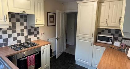 Central Buxton Apartment