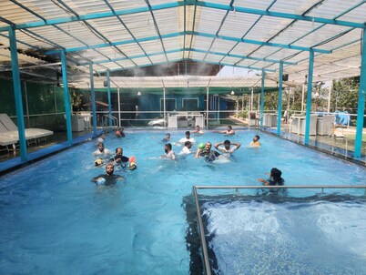Supriti's Farmington Splash Resort