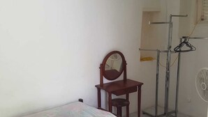 Unclassified image, 3 of 10, button - Top Location, Private Apartment, in the capital Willemstad. (Willemstad)