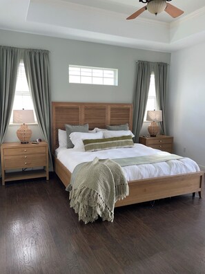 3 slaapkamers, een bureau, een strijkplank/strijkijzer, gratis wifi