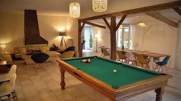 Game room