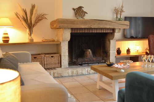 Large country house with heated pool, wooded grounds, lovely terrace.