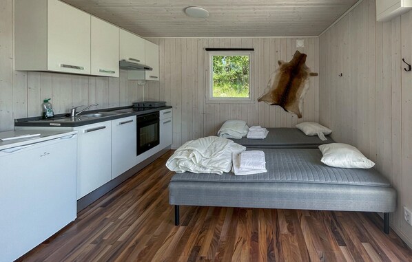 1 bedroom, free WiFi - Cozy home in Laholm with WiFi (Laholm)