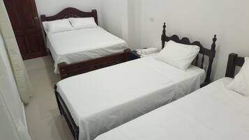 Basic Double Room | Free WiFi