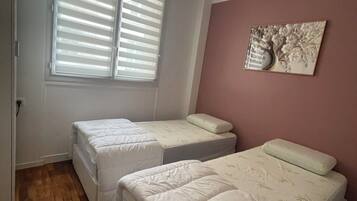 1 bedroom, iron/ironing board, WiFi, bed sheets