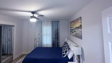 2 bedrooms, iron/ironing board, travel crib, WiFi (free)