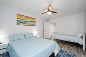 2 bedrooms, iron/ironing board, travel cot, free WiFi