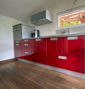 Private kitchen - maison de vacances avec jacuzzi au bord de mer et chemin des douaniers (Lamballe-Armor)